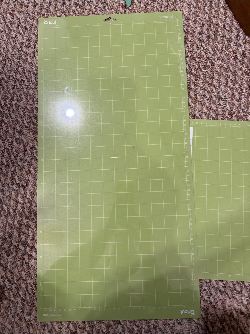 Cricut Light Green StandardGrip Cutting Mat
